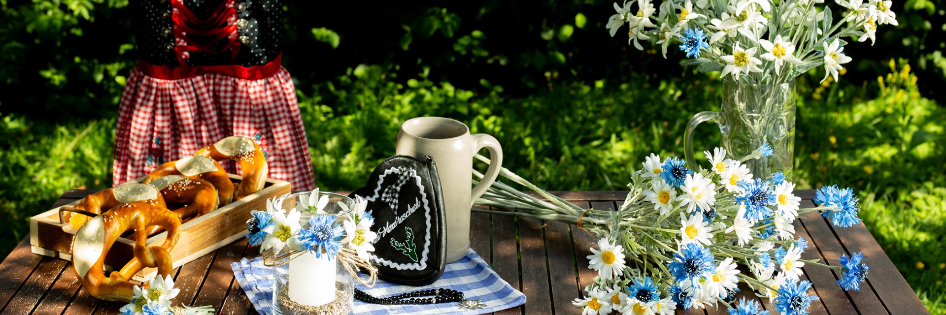 Todos los artículos para decorar la mesa para la Oktoberfest